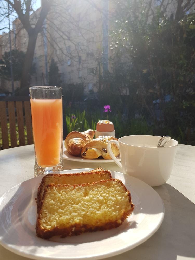 尤丽斯蒙特比尔中心酒店 蒙彼利埃 外观 照片